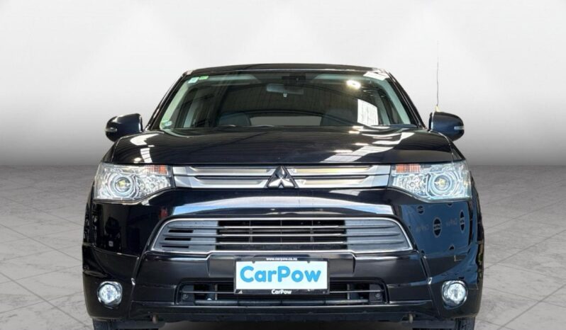 
								Mitsubishi OUTLANDER PHEV G Premium Package 2014 full									