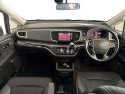 
										Honda ODYSSEY Absolute 2014 full									