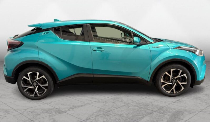 
								Toyota C-HR 1.2PT/CVT 2018 full									