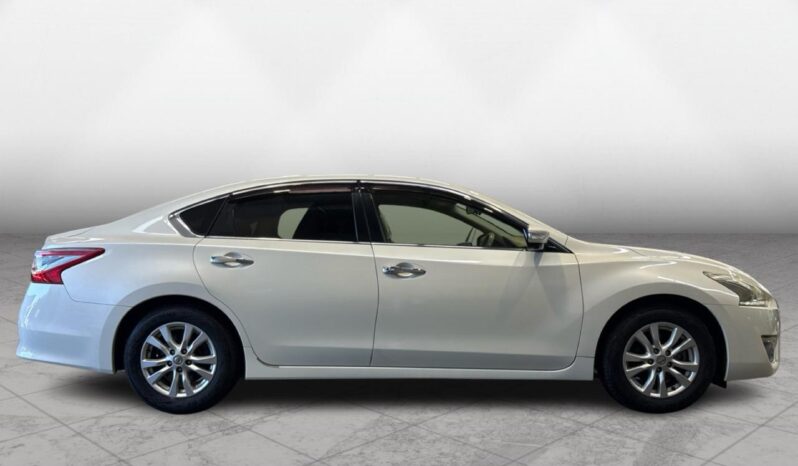 
								Nissan TEANA XL 2015 full									