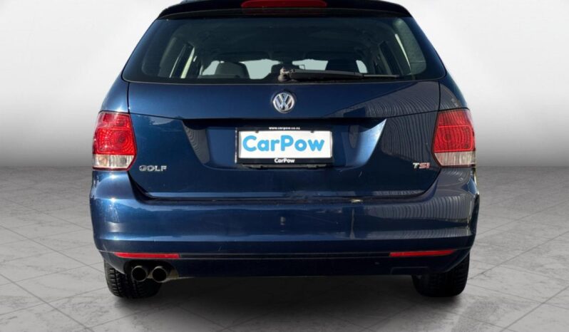 
								Volkswagen Golf  2011 full									