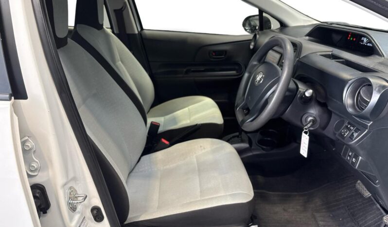 
								Toyota AQUA  2018 full									
