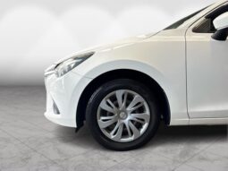 
										Mazda DEMIO 13C 2014 full									