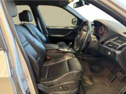 
										BMW X5 Xdrive30d SAV 8A 5DR 3.0L 2012 full									