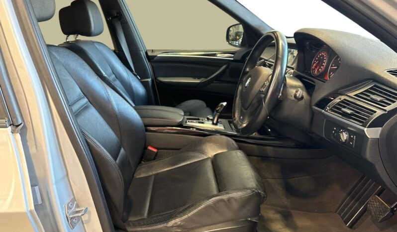 
								BMW X5 Xdrive30d SAV 8A 5DR 3.0L 2012 full									