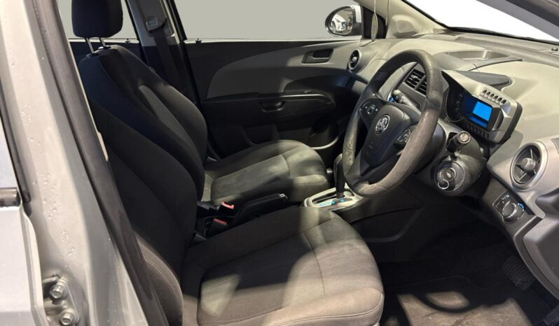 
								Holden Barina CD 1.6P/6AT/SL/4DR/5 2016 full									