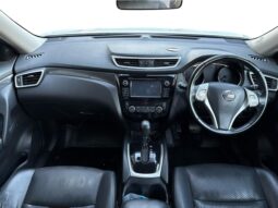 
										Nissan X-TRAIL 2016 full									