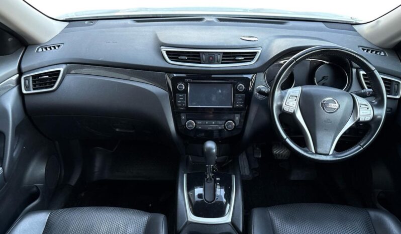 
								Nissan X-TRAIL 2016 full									