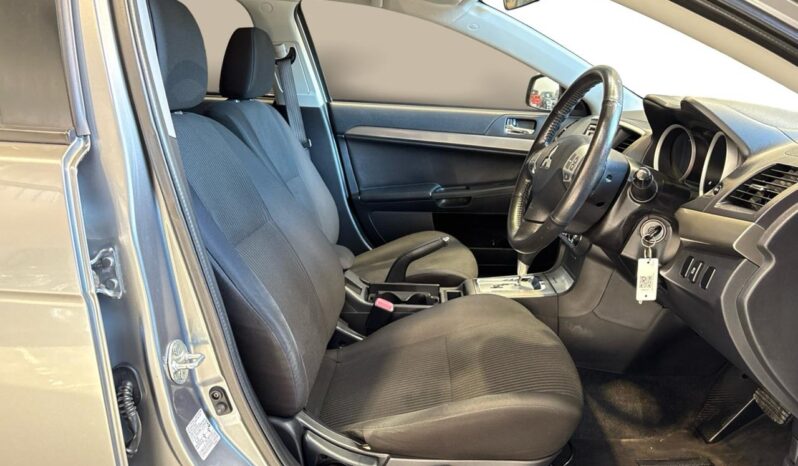 
								Mitsubishi Lancer GSR 2.0PCVT/HA5S 2014 full									