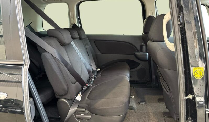 
								Mazda BIANTE  2013 full									
