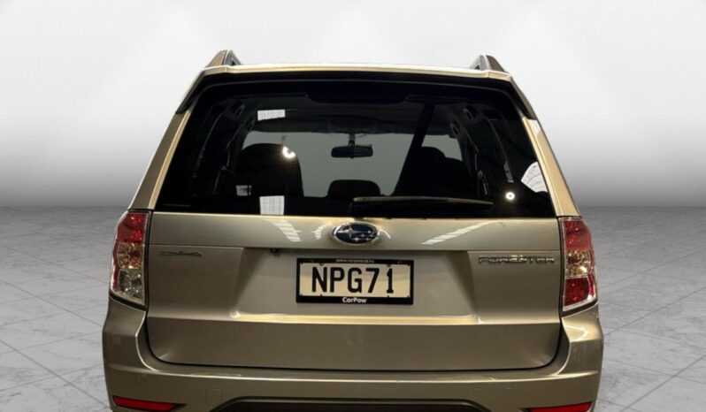 
								Subaru Forester  2011 full									
