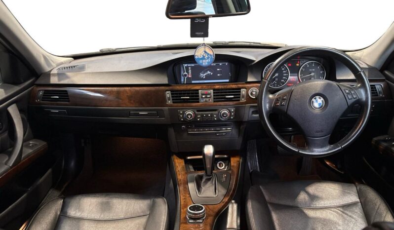 
								BMW 320I  2012 full									
