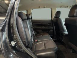 
										Mitsubishi Outlander  2014 full									