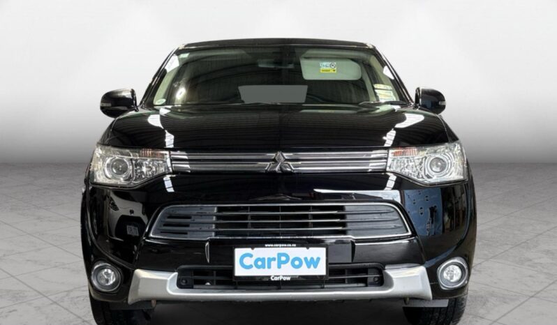 
								Mitsubishi Outlander  2014 full									