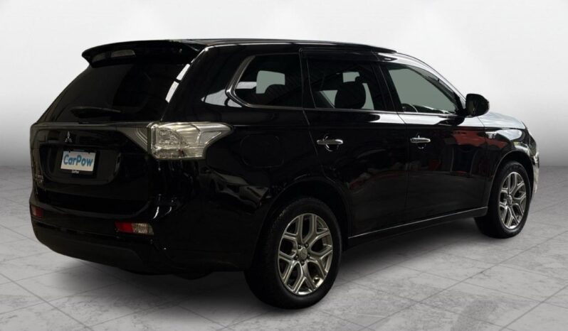 
								Mitsubishi Outlander  2014 full									