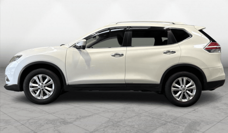 
								Nissan X-TRAIL 2016 full									