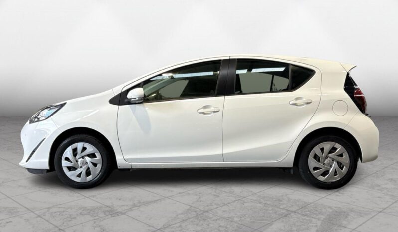 
								Toyota AQUA  2021 full									