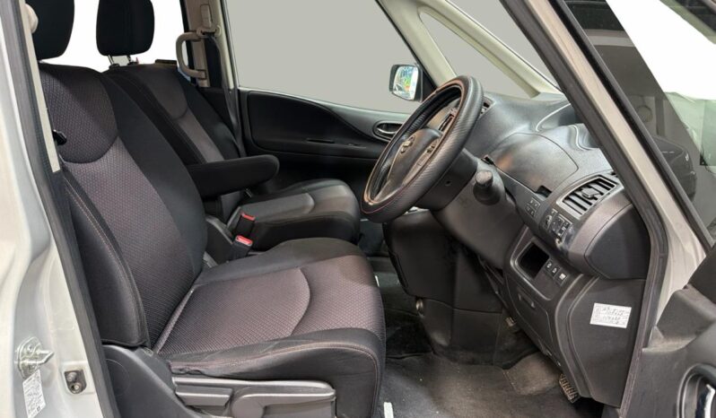 
								Nissan SERENA  2013 full									