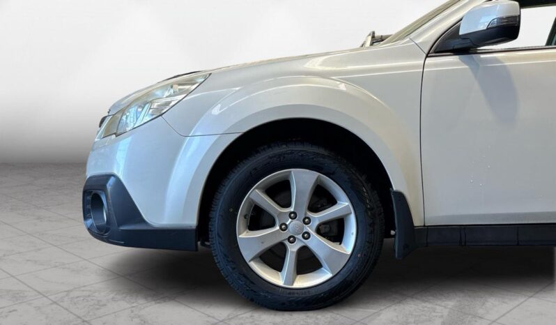
								Subaru OUTBACK 2.5i Eyesight 2012 full									