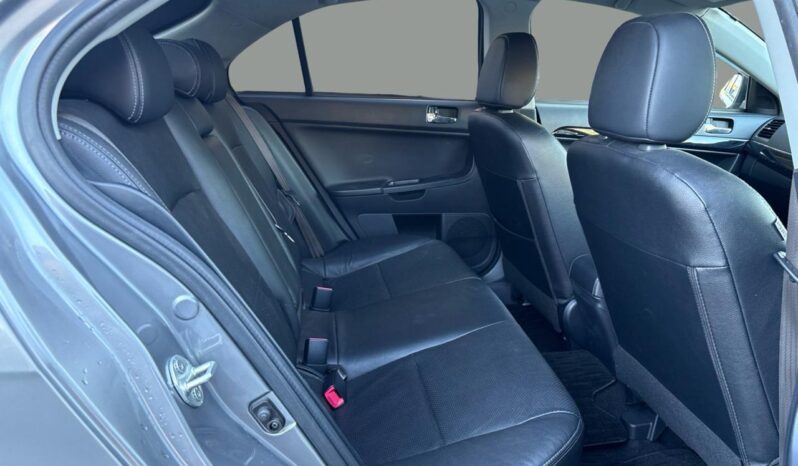 
								Mitsubishi GALANT FORTIS Sport 2012 full									