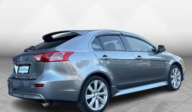 
								Mitsubishi GALANT FORTIS Sport 2012 full									