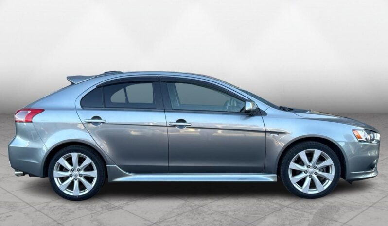 
								Mitsubishi GALANT FORTIS Sport 2012 full									