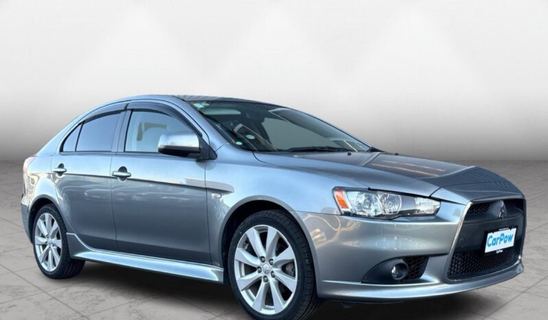
								Mitsubishi GALANT FORTIS Sport 2012 full									