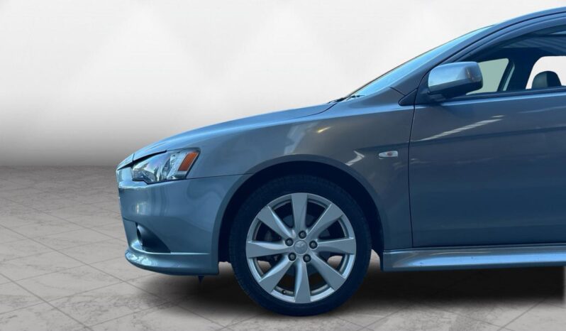 
								Mitsubishi GALANT FORTIS Sport 2012 full									