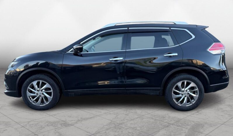
								Nissan X-TRAIL  2017 full									
