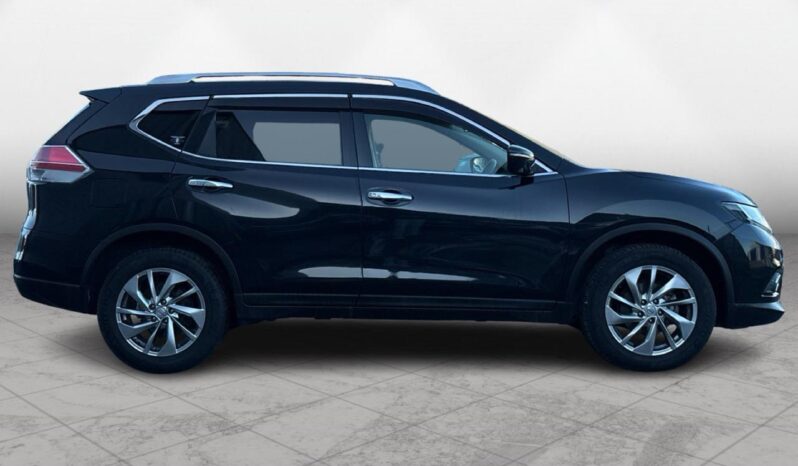
								Nissan X-TRAIL  2017 full									