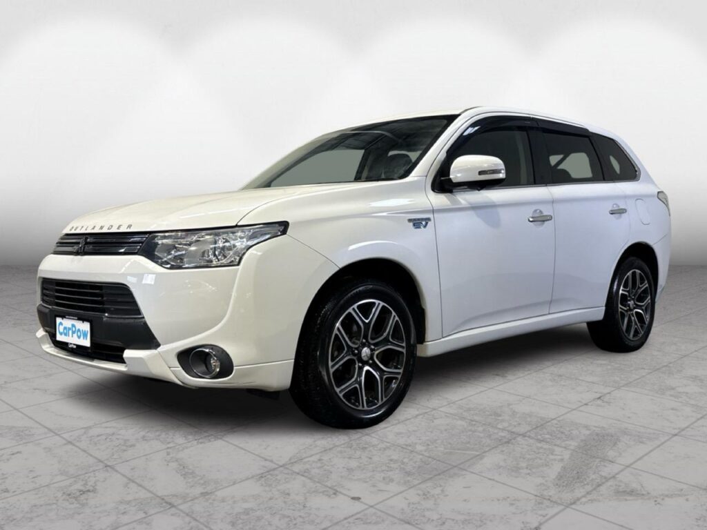 Mitsubishi OUTLANDER PHEV Sports Style Edition 4WD 2015