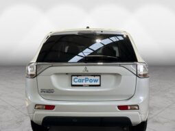 
										Mitsubishi OUTLANDER PHEV Sports Style Edition 4WD 2015 full									