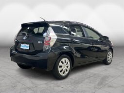 
										Toyota AQUA HYBRID 2014 full									