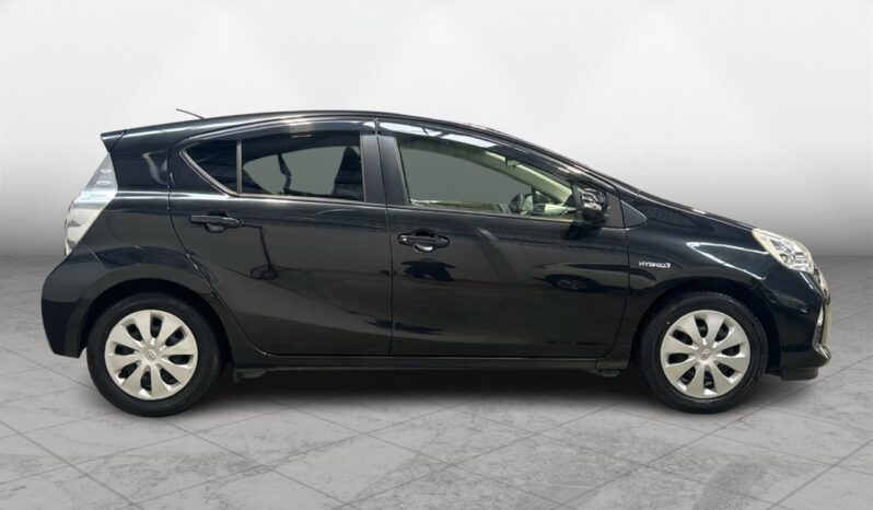 
								Toyota AQUA HYBRID 2014 full									