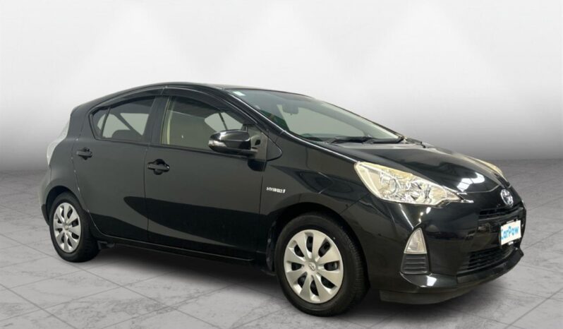 
								Toyota AQUA HYBRID 2014 full									