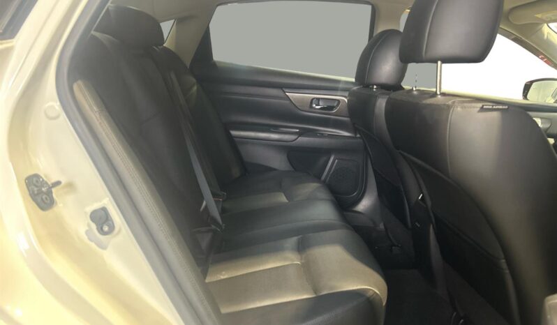 
								Nissan TEANA XV 2016 full									