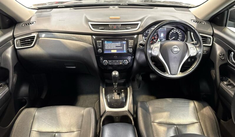 
								Nissan X-TRAIL TI 2.5P/6CVT/SW/5DR 2015 full									