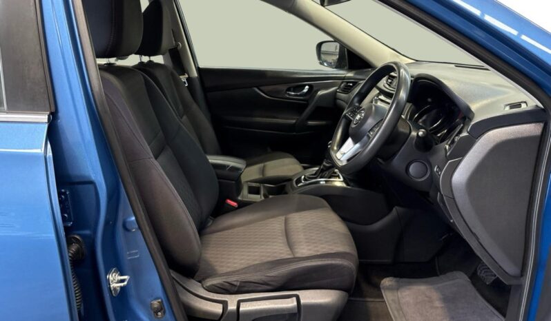 
								Nissan X-TRAIL ST 2.5P/6CVT/SW/5DR 2018 full									