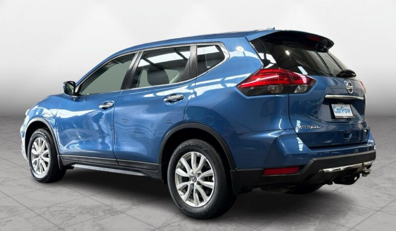 
								Nissan X-TRAIL ST 2.5P/6CVT/SW/5DR 2018 full									