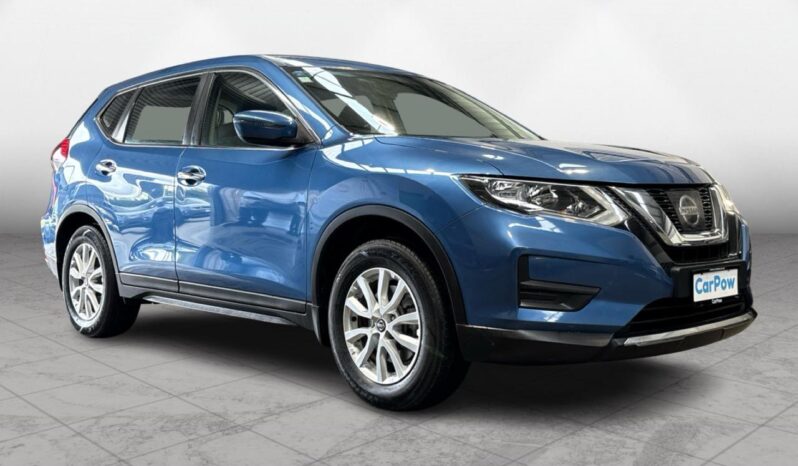 
								Nissan X-TRAIL ST 2.5P/6CVT/SW/5DR 2018 full									