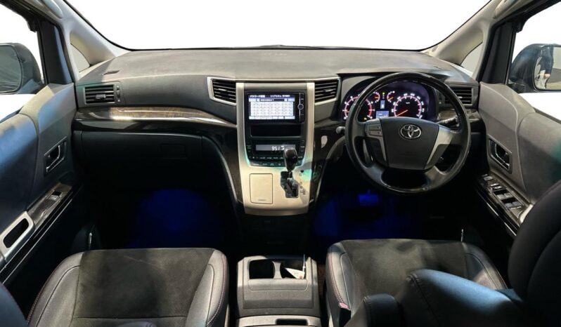 
								Toyota Vellfire  2013 full									
