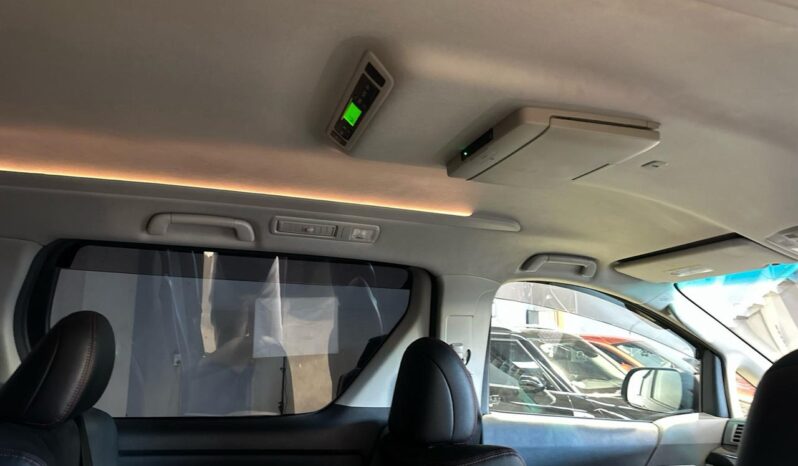 
								Toyota Vellfire  2013 full									