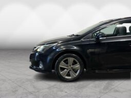 
										Toyota Avensis Wagon LI 2014 full									