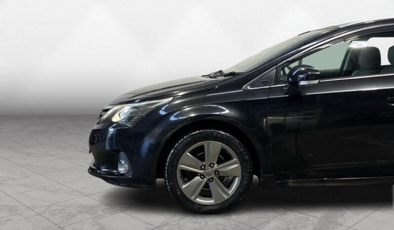 
								Toyota Avensis Wagon LI 2014 full									