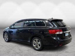 
										Toyota Avensis Wagon LI 2014 full									