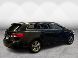 
										Toyota Avensis Wagon LI 2014 full									