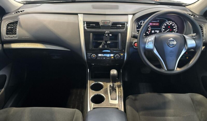 
								Nissan TEANA XE 2019 full									