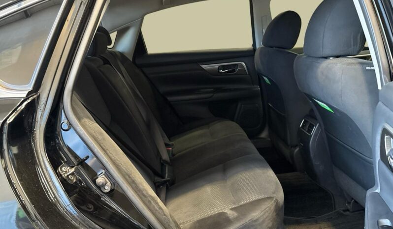 
								Nissan TEANA XE 2019 full									