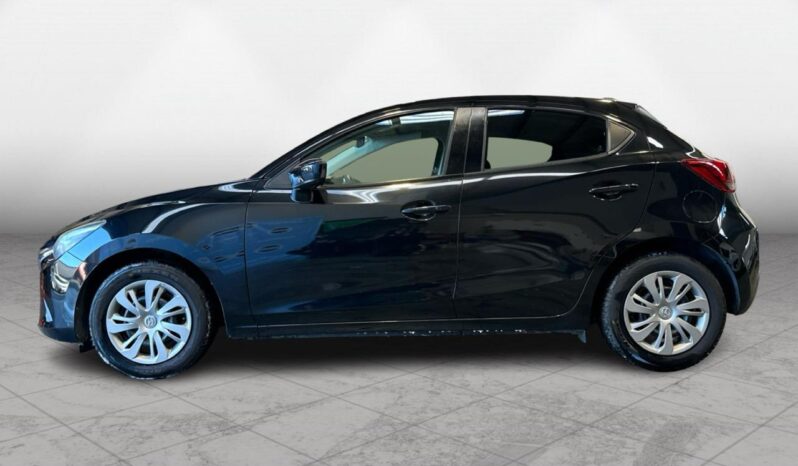 
								Mazda DEMIO 13S 2016 full									