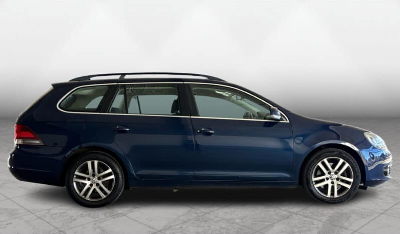 Volkswagen Golf 2011 full